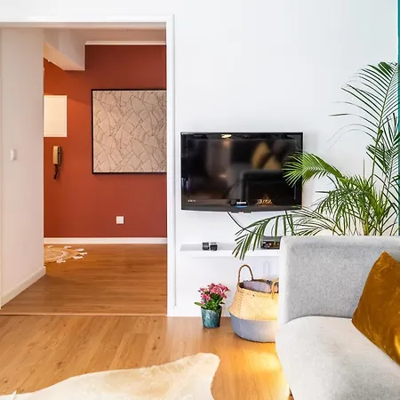 Апартаменты Toi Et Moi Apartments-guests Speek For Us!